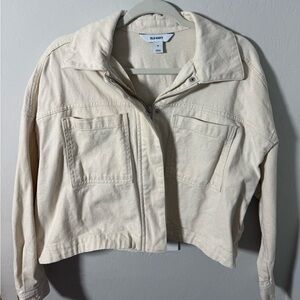 Old Navy Canvas Crop Utility Jacket size medium.